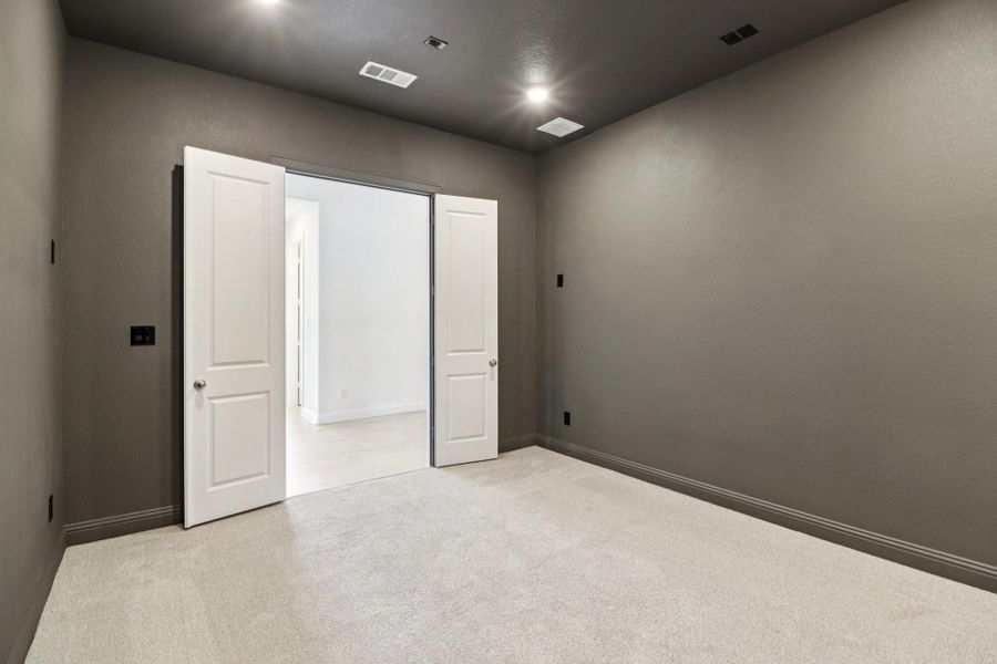 Spacious, unfurnished interior of a new home in Evergreen 60', Conroe (Image 31).