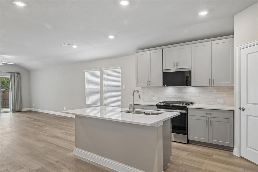 Furnished interior view inside a new home in Lakehaven - Signature Series, Farmersville (Image 9). Furnished interior view inside a new home in Lakehaven - Signature Series, Farmersville (Image 9).