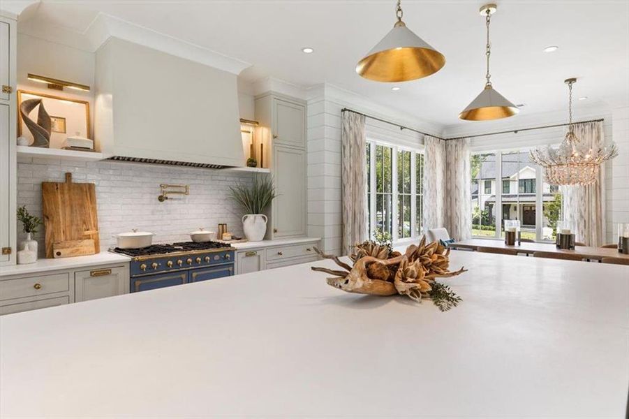 Furnished interior view inside a new home in , Roswell (Image 67).
