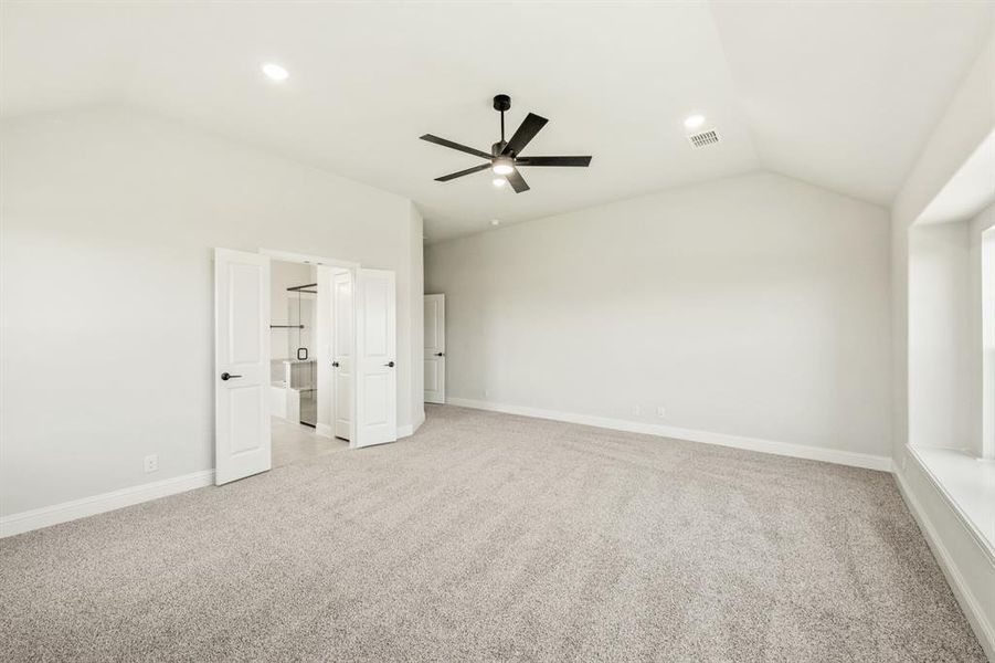 Spacious, unfurnished interior of a new home in Wildcat Ridge Phase 2 and 4, Godley (Image 22). Spacious, unfurnished interior of a new home in Wildcat Ridge Phase 2 and 4, Godley (Image 22).