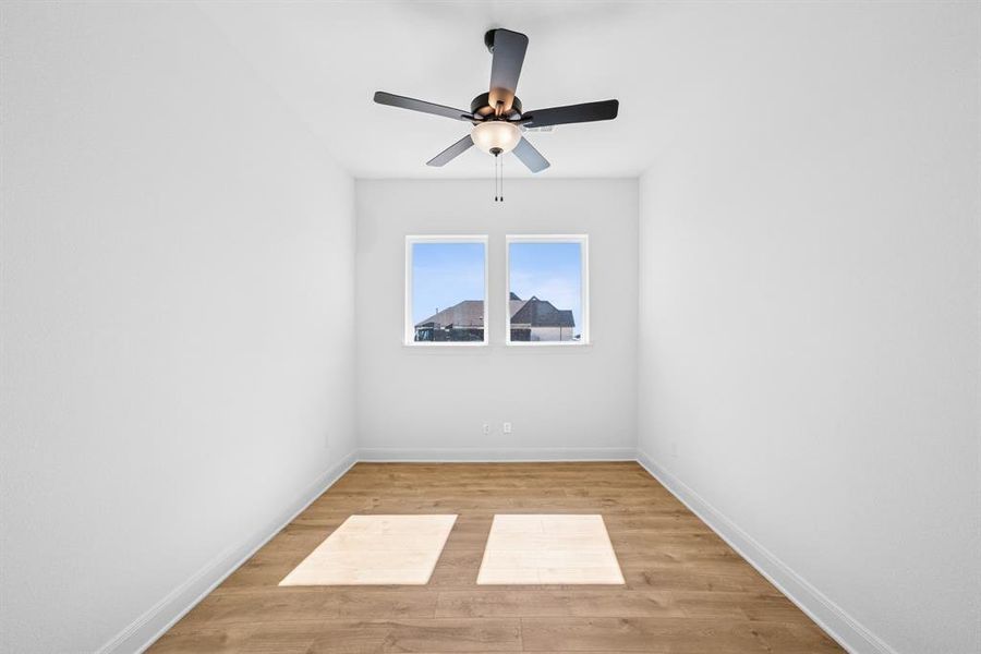 Spacious, unfurnished interior of a new home in Pecan Square - Gardens, Northlake (Image 20). Spacious, unfurnished interior of a new home in Pecan Square - Gardens, Northlake (Image 20).