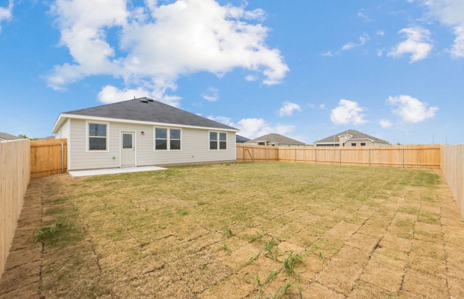 Exterior details and patio area of a home in County View, Temple (Image 4).