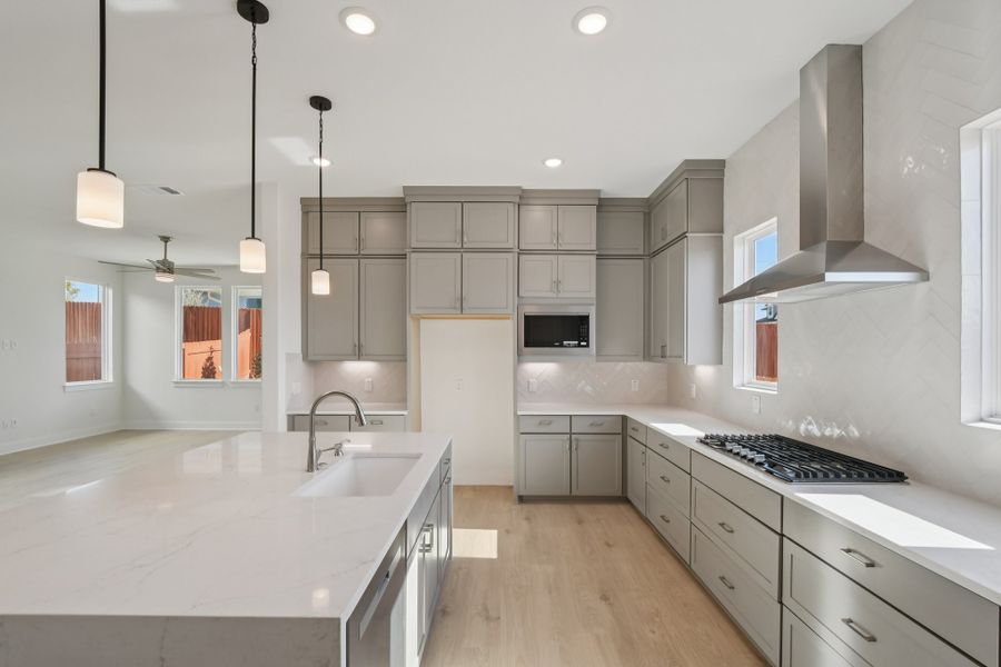 Furnished interior view inside a new home in Foxfield, Austin (Image 10).