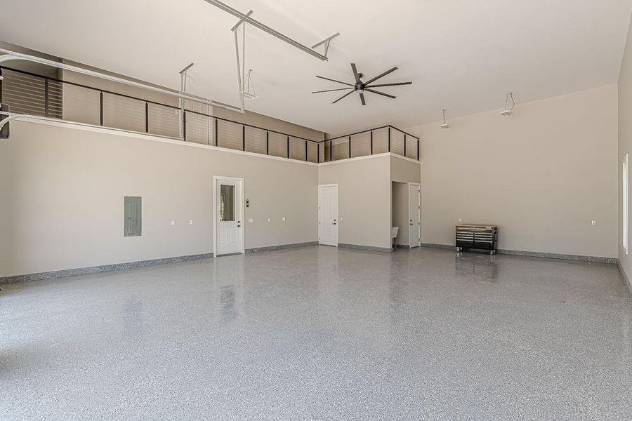 Spacious, unfurnished interior of a new home in , Bremen (Image 39). Spacious, unfurnished interior of a new home in , Bremen (Image 39).