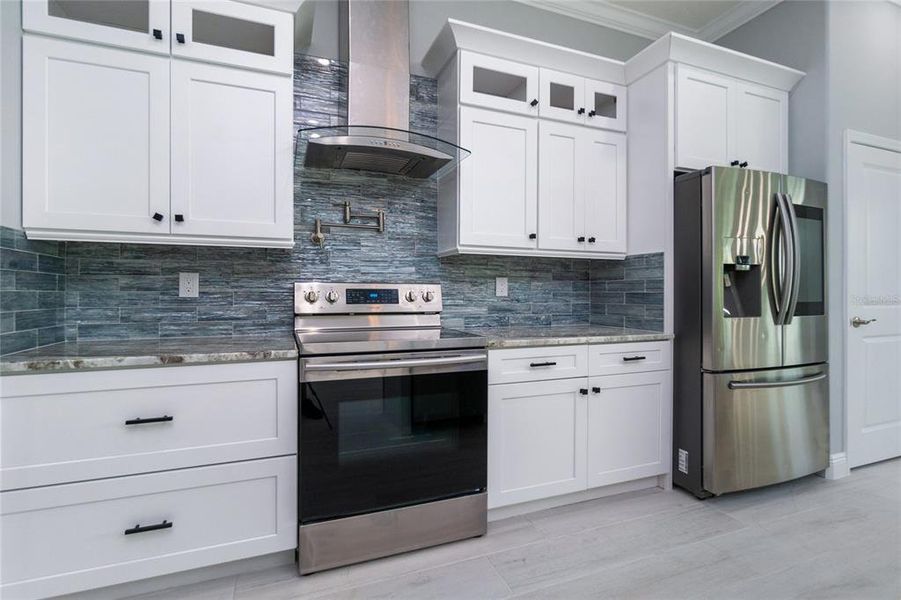 Furnished interior view inside a new home in , Port Charlotte (Image 7).