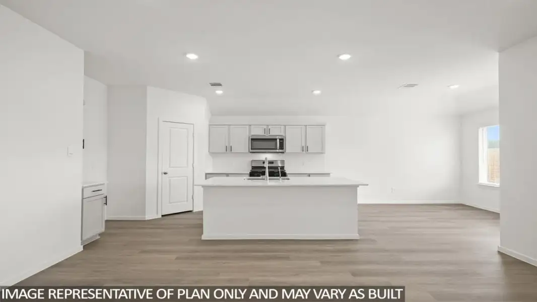 Furnished interior view inside a new home in Medina, Dayton (Image 6).