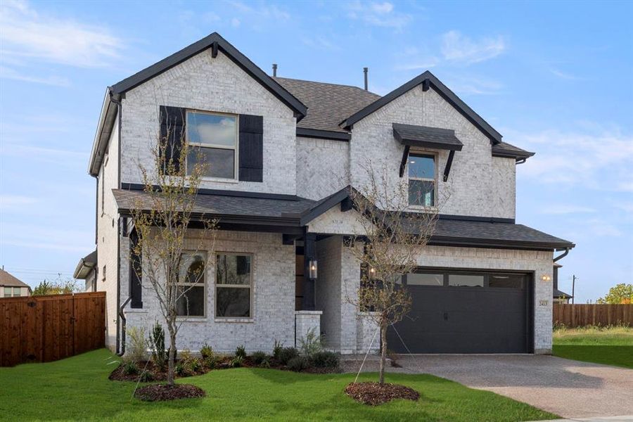 1_02. 2413 Belmont - Front (2) 1_02. 2413 Belmont - Front (2)