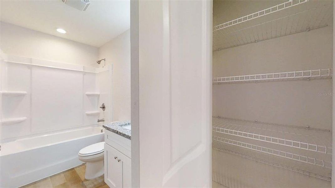 Spacious, unfurnished interior of a new home in , Dunnellon (Image 13). Spacious, unfurnished interior of a new home in , Dunnellon (Image 13).