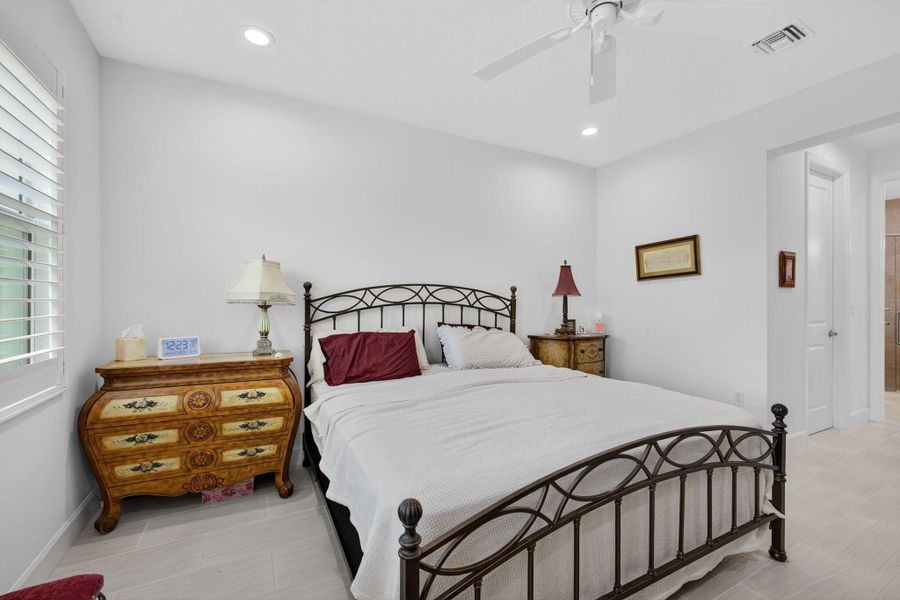 Furnished interior view inside a new home in , Port St. Lucie (Image 12).