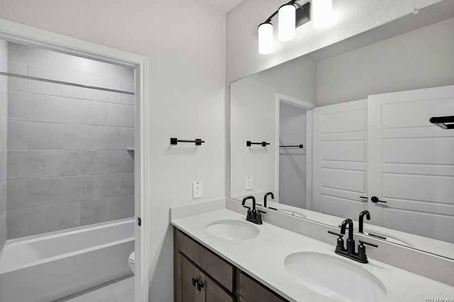 Furnished interior view inside a new home in Bison Ridge, San Antonio (Image 18). Furnished interior view inside a new home in Bison Ridge, San Antonio (Image 18).