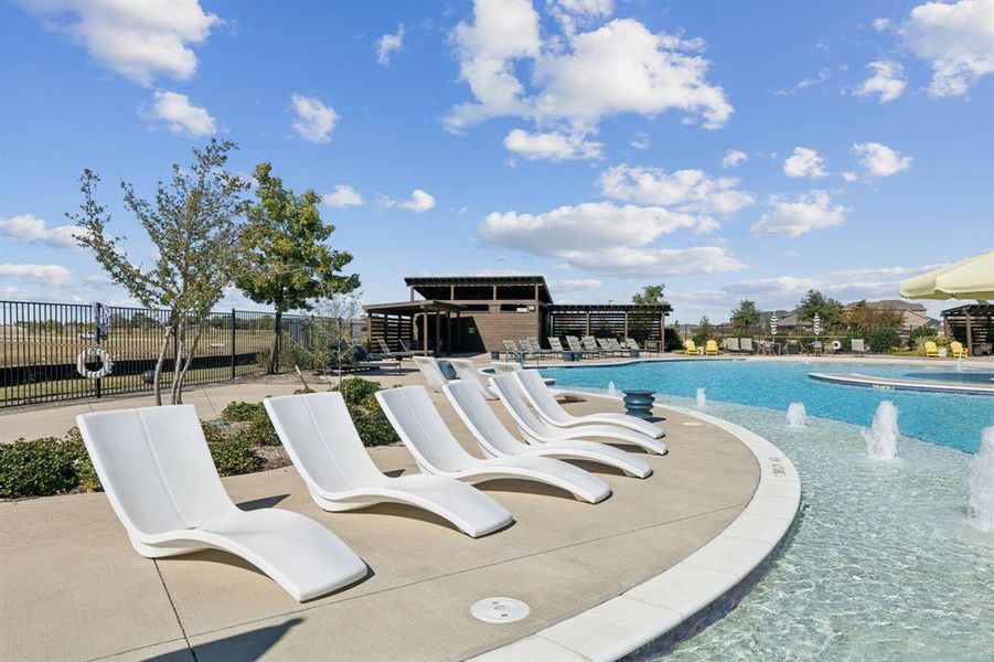 Community amenities in Prestige Collection at Overland Grove, Forney (Image 34). Community amenities in Prestige Collection at Overland Grove, Forney (Image 34).
