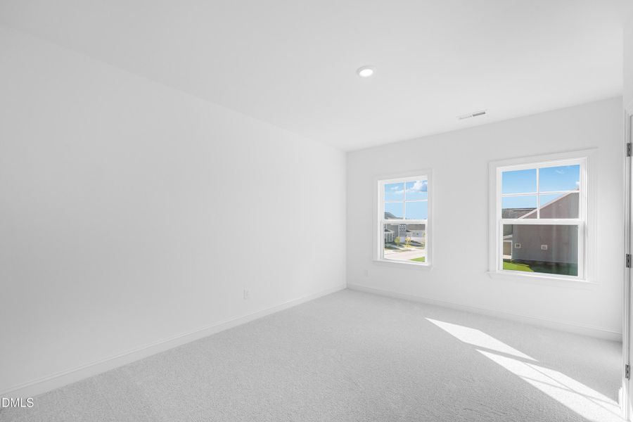 SUN_Stoneriver_Pic_Dalton_Bed4_1of1