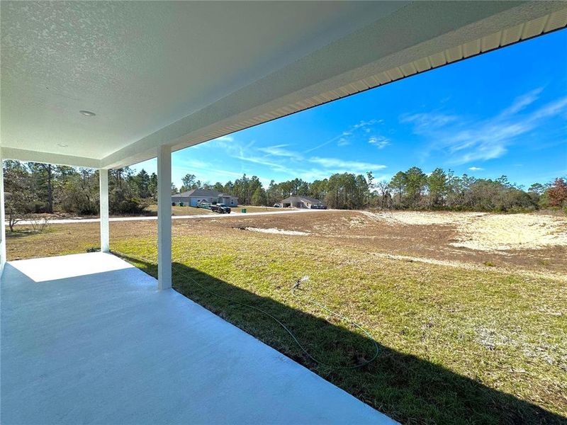 Exterior details and patio area of a home in , Citrus Springs (Image 23).