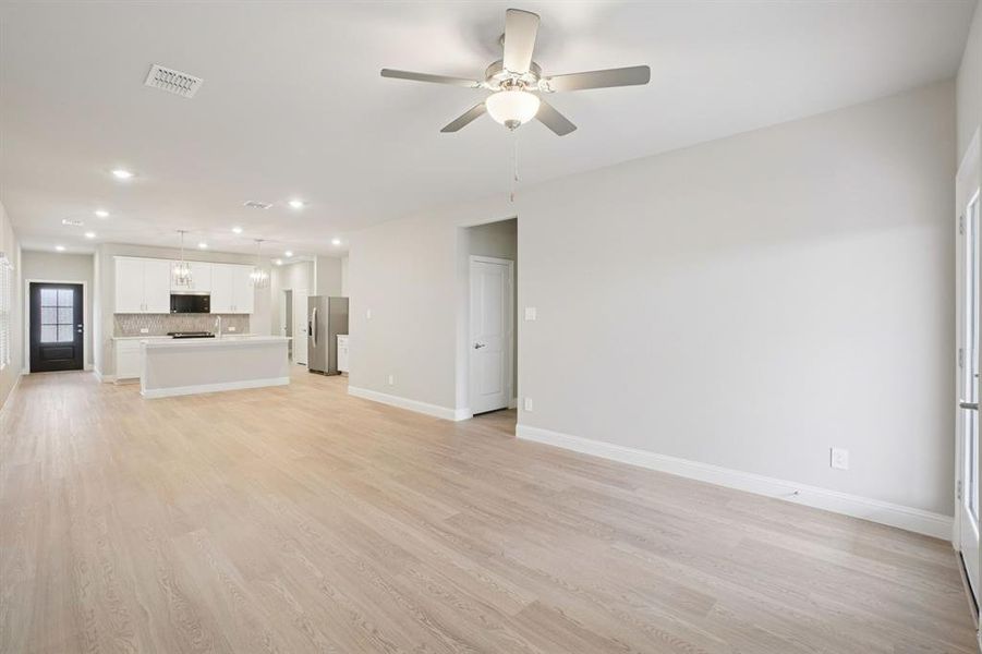 Spacious, unfurnished interior of a new home in Parks at Foster Crossing - Spring Series, Anna (Image 28).