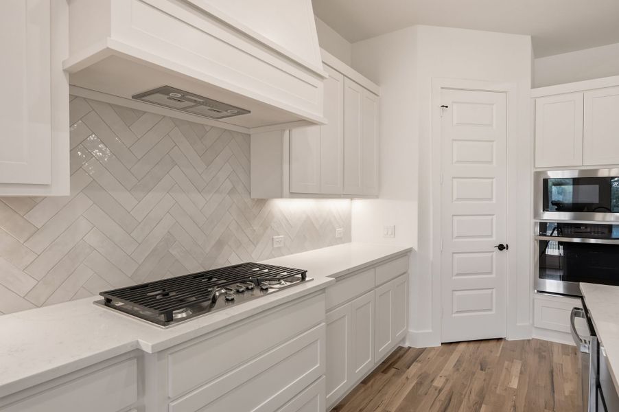 Furnished interior view inside a new home in Parks of Aledo, Aledo (Image 11).