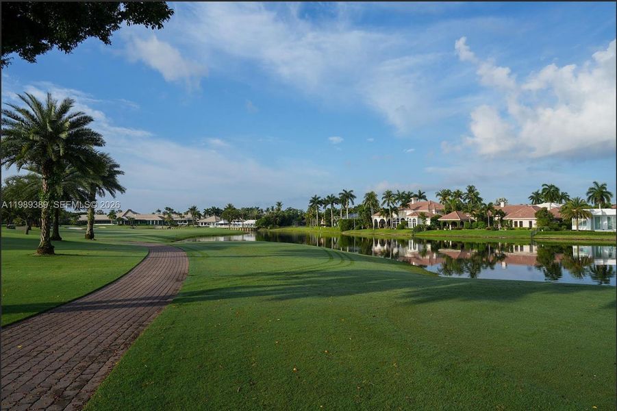 Community amenities in , Boca Raton (Image 18). Community amenities in , Boca Raton (Image 18).