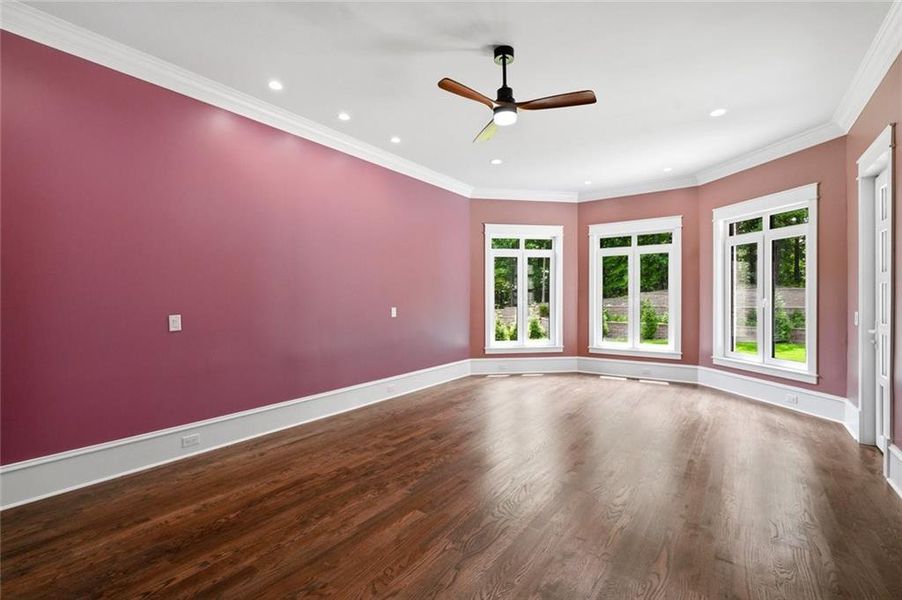 Spacious, unfurnished interior of a new home in , Roswell (Image 24).