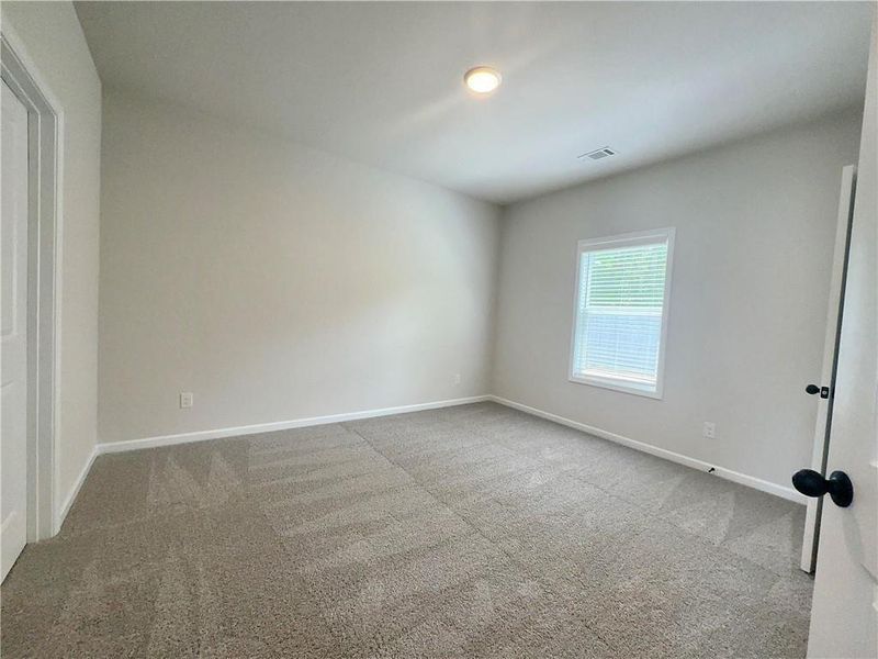 Spacious, unfurnished interior of a new home in , Auburn (Image 20).