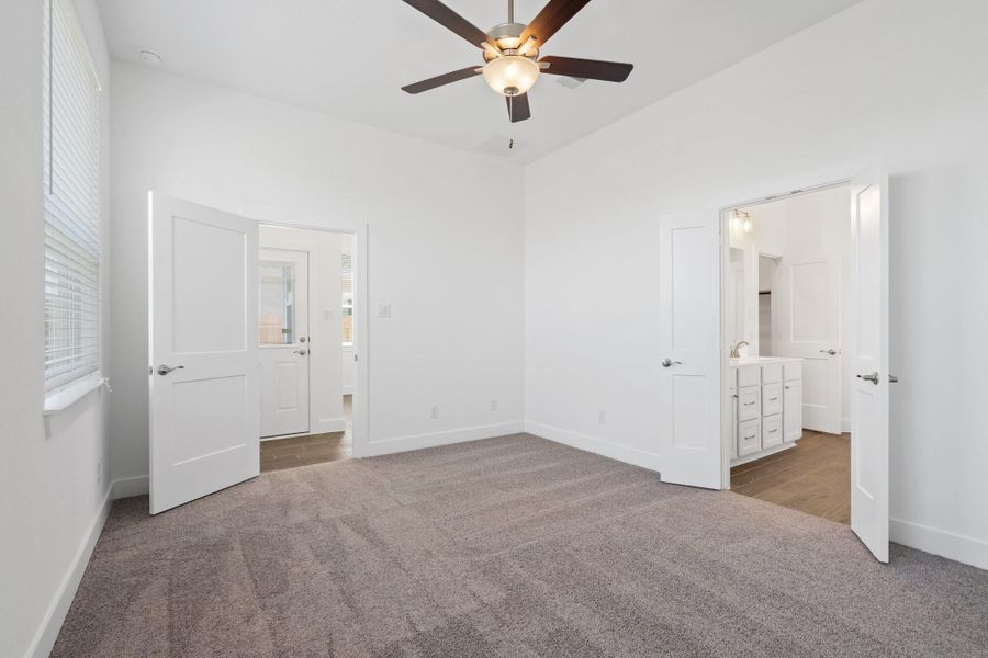 Spacious, unfurnished interior of a new home in Emory Glen, Magnolia (Image 31).