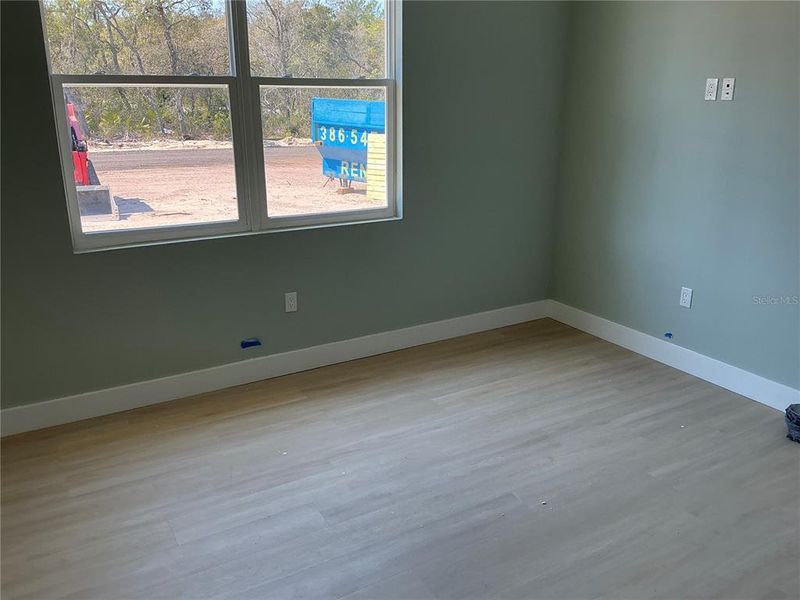 Spacious, unfurnished interior of a new home in , Deltona (Image 12).