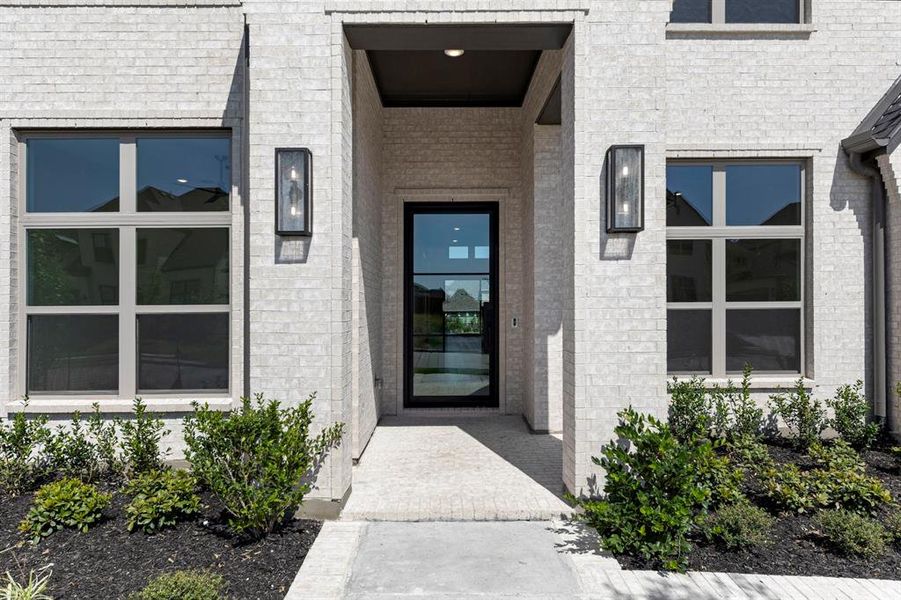 06. 2651 Pelican Point - Ext. Entry 06. 2651 Pelican Point - Ext. Entry