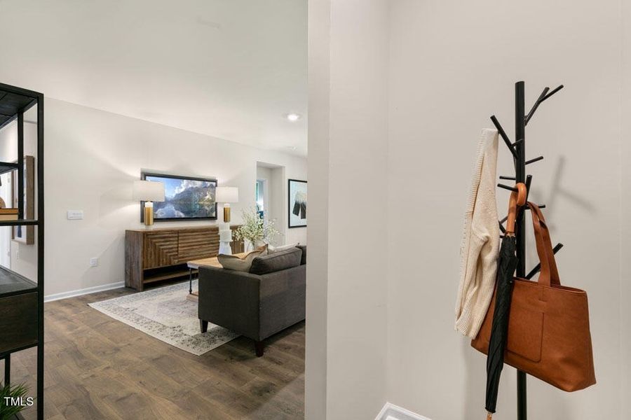 dr-horton-anderson-farm-booth-model-030 dr-horton-anderson-farm-booth-model-030