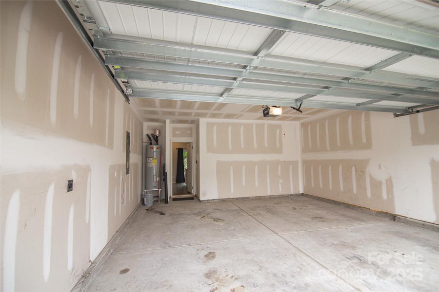 Image 19 of a home in Belterra.