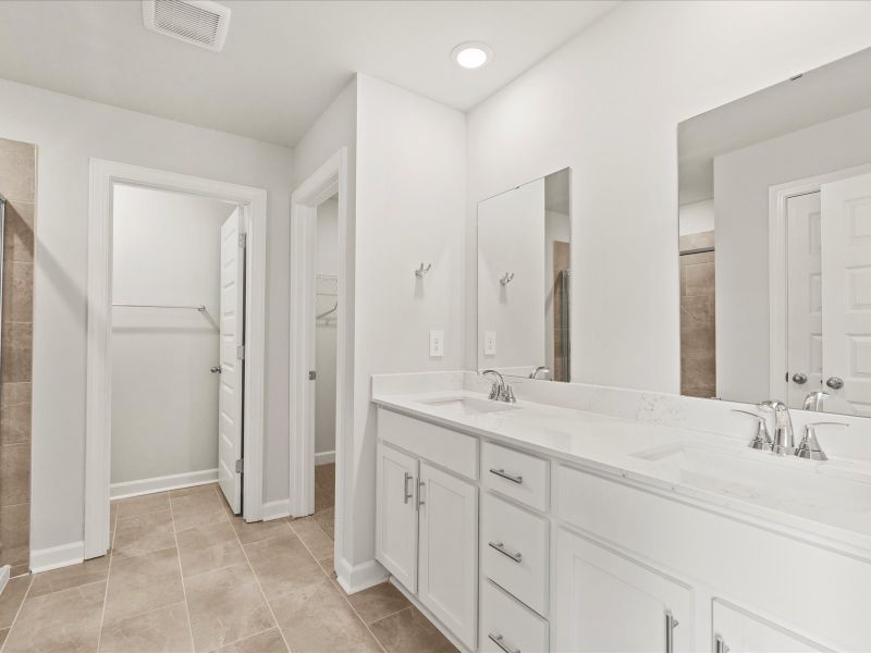 Welcome to the Lennon floorplan at The Farm at Wells Creek - Heritage Collection.