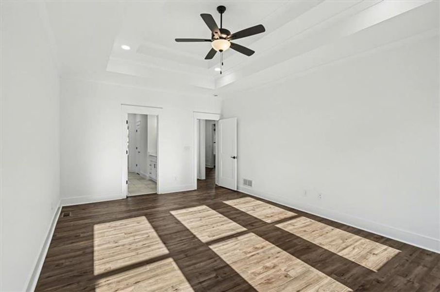 Spacious, unfurnished interior of a new home in , Waleska (Image 36).