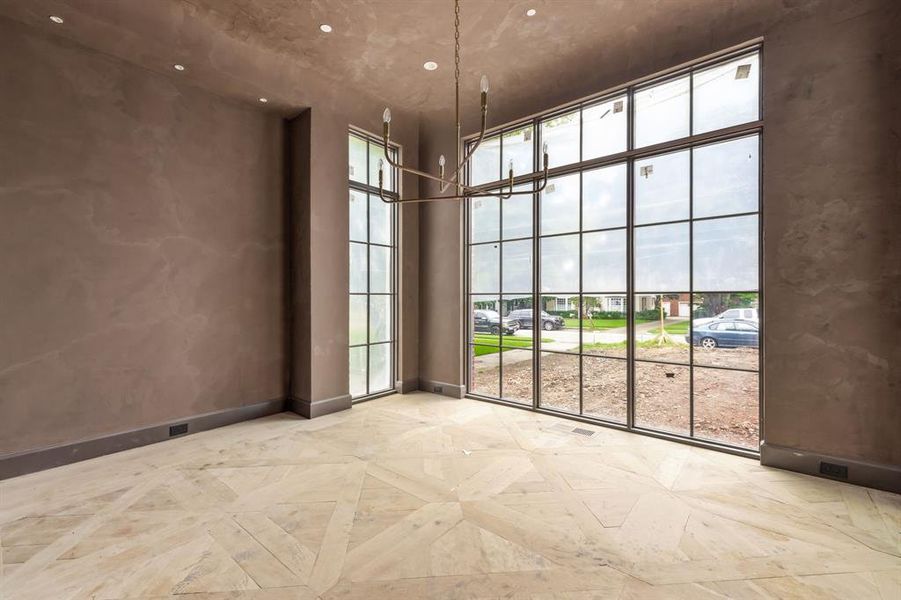 Spacious, unfurnished interior of a new home in , University Park (Image 19).