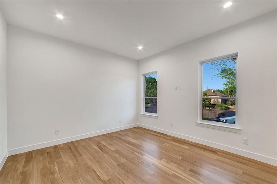 Spacious, unfurnished interior of a new home in , Dallas (Image 22).