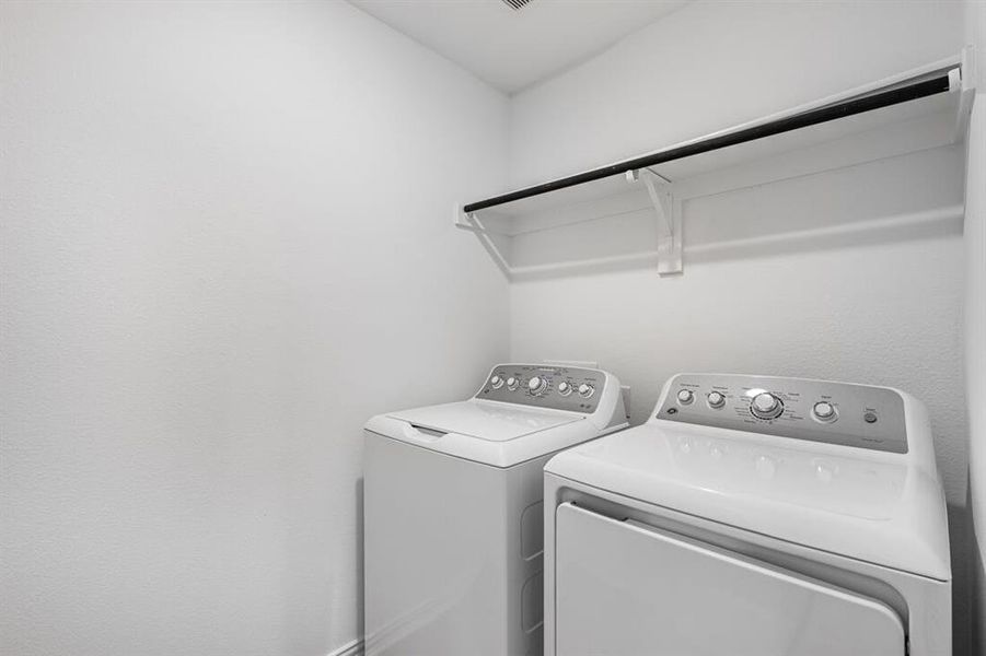 Image 28 of a home in River Ridge.