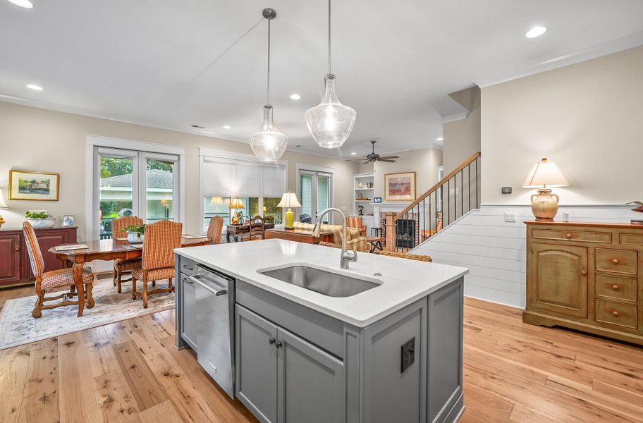 Furnished interior view inside a new home in , Beaufort (Image 35).