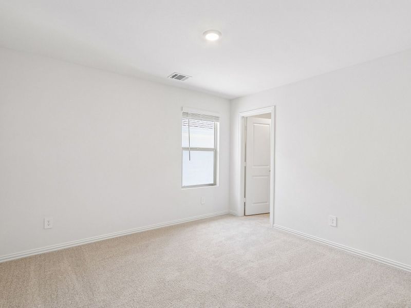 Spacious, unfurnished interior of a new home in Oak Ridge Park, Corinth (Image 18). Spacious, unfurnished interior of a new home in Oak Ridge Park, Corinth (Image 18).