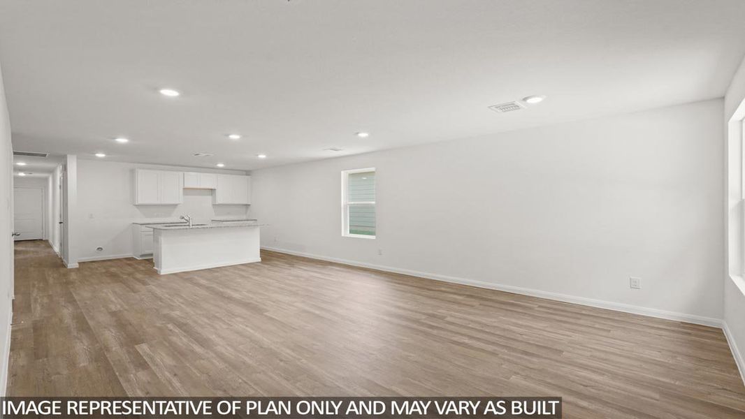 Spacious, unfurnished interior of a new home in McCrorey Trails, Conroe (Image 16).