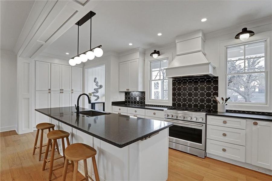 Furnished interior view inside a new home in , Gainesville (Image 8).