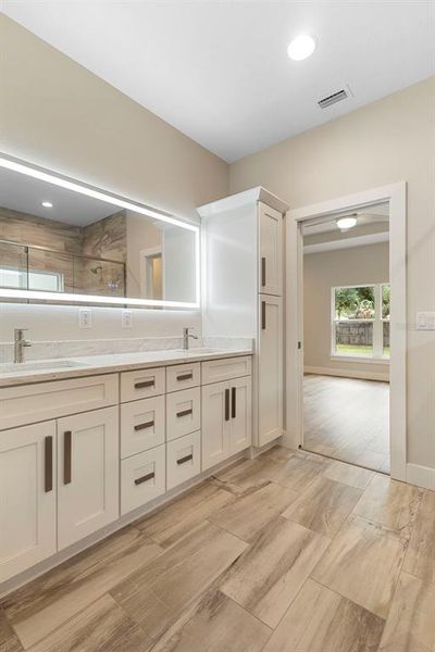 Furnished interior view inside a new home in , Lake Helen (Image 9).