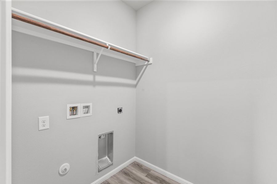 Representative furnished interior of a home built from the Shelby by D.R. Horton in Yukon Ridge, Odessa (Image 18). Representative furnished interior of a home built from the Shelby by D.R. Horton in Yukon Ridge, Odessa (Image 18).