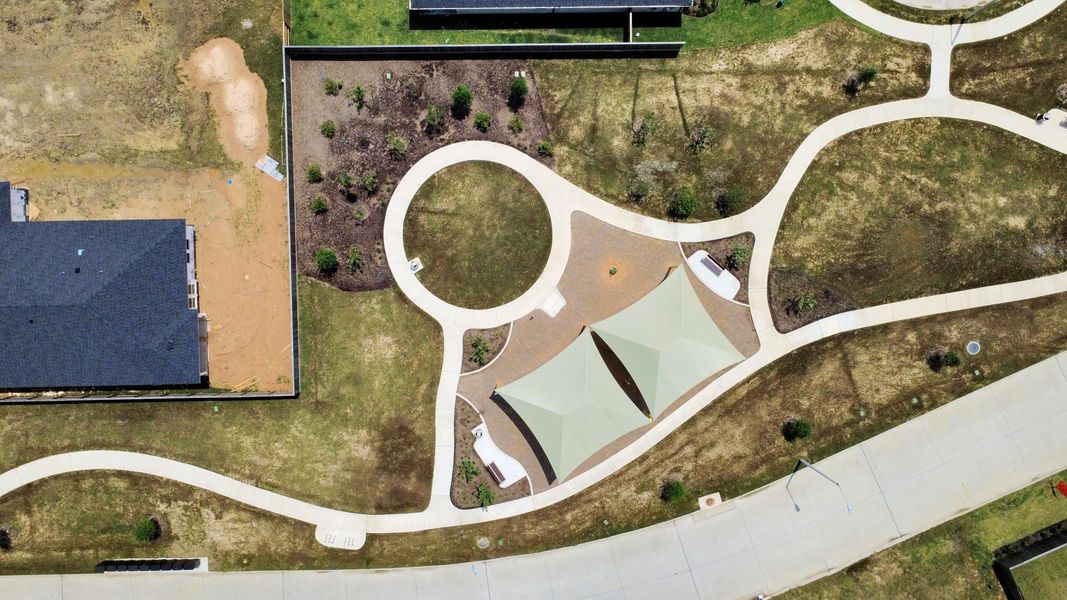 Community amenities in Sunrise Cove, Texas City (Image 37).