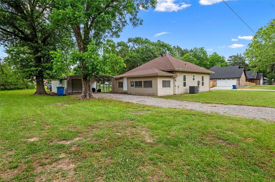 Exterior details and patio area of a home in , Quitman (Image 12).