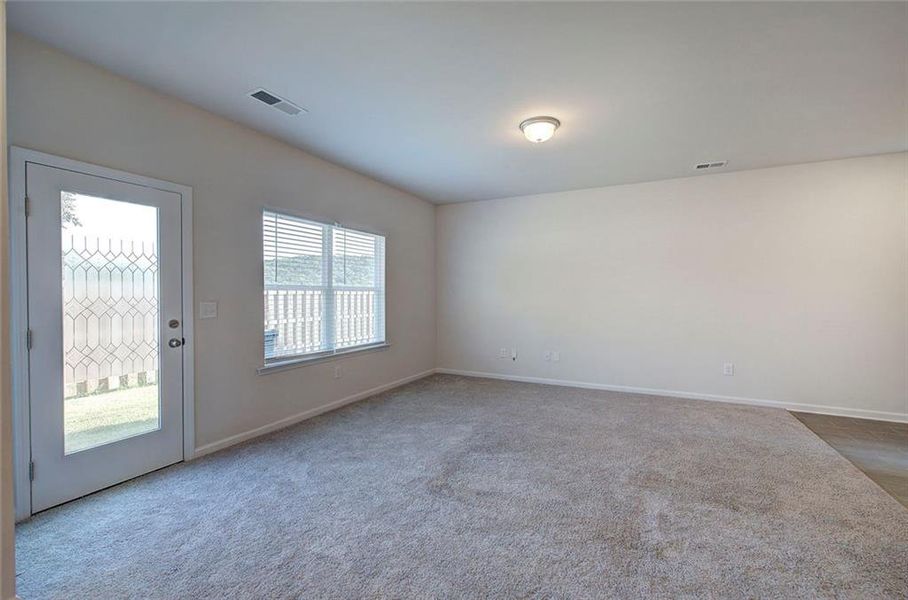 Spacious, unfurnished interior of a new home in , Cartersville (Image 24).