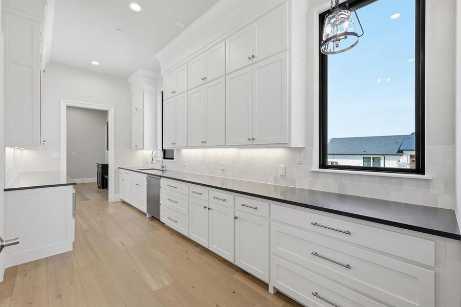 Furnished interior view inside a new home in , Bartonville (Image 7).