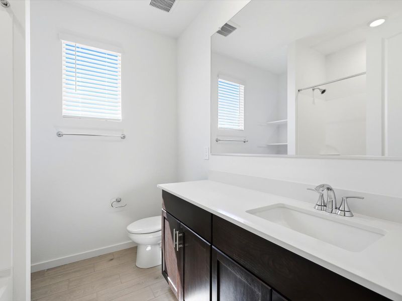 Furnished interior view inside a new home in Meritage Homes by Teravalis - Reserve Series, Buckeye (Image 8).