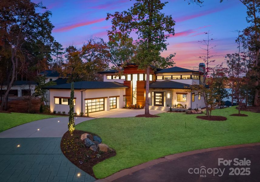 Image 38 of a home in .