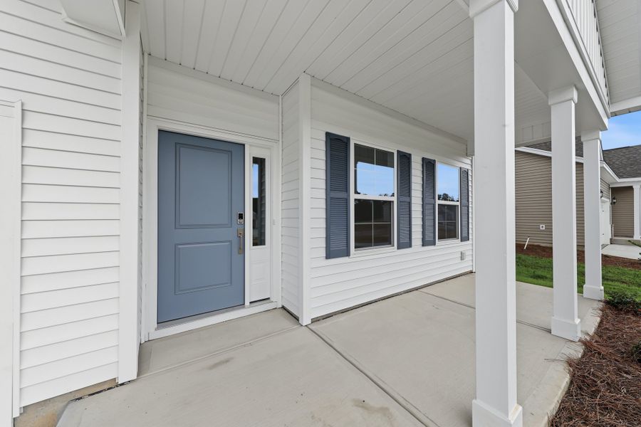 Exterior details and patio area of a home in Jordan Grove, Conway (Image 2). Exterior details and patio area of a home in Jordan Grove, Conway (Image 2).