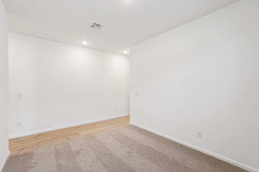 Representative images and renderings are for illustrative purposes. Actual structural options and design finishes of home may vary. Representative images and renderings are for illustrative purposes. Actual structural options and design finishes of home may vary.