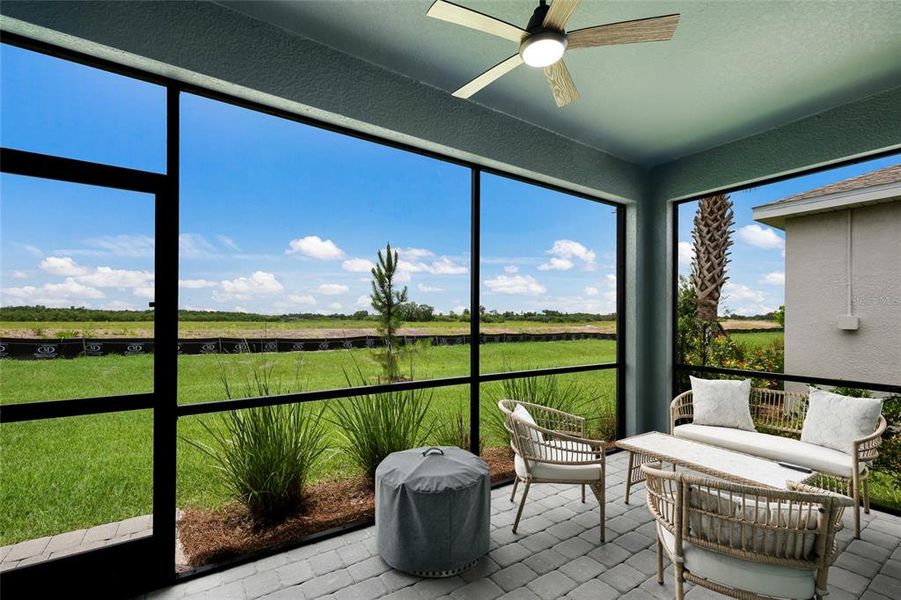 Exterior details and patio area of a home in Rye Ranch, Parrish (Image 25).