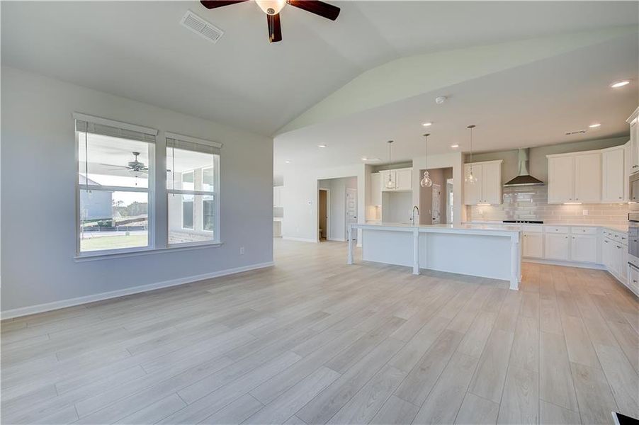 Spacious, unfurnished interior of a new home in Grandview at Millers Mill, Stockbridge (Image 25).