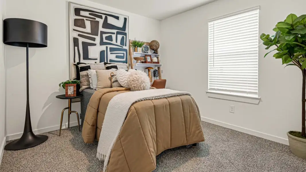 Furnished interior view inside a new home in Holly Ridge, Rosenberg (Image 22).