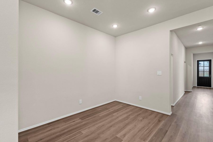 Spacious, unfurnished interior of a new home in The Highlands, Porter (Image 24).